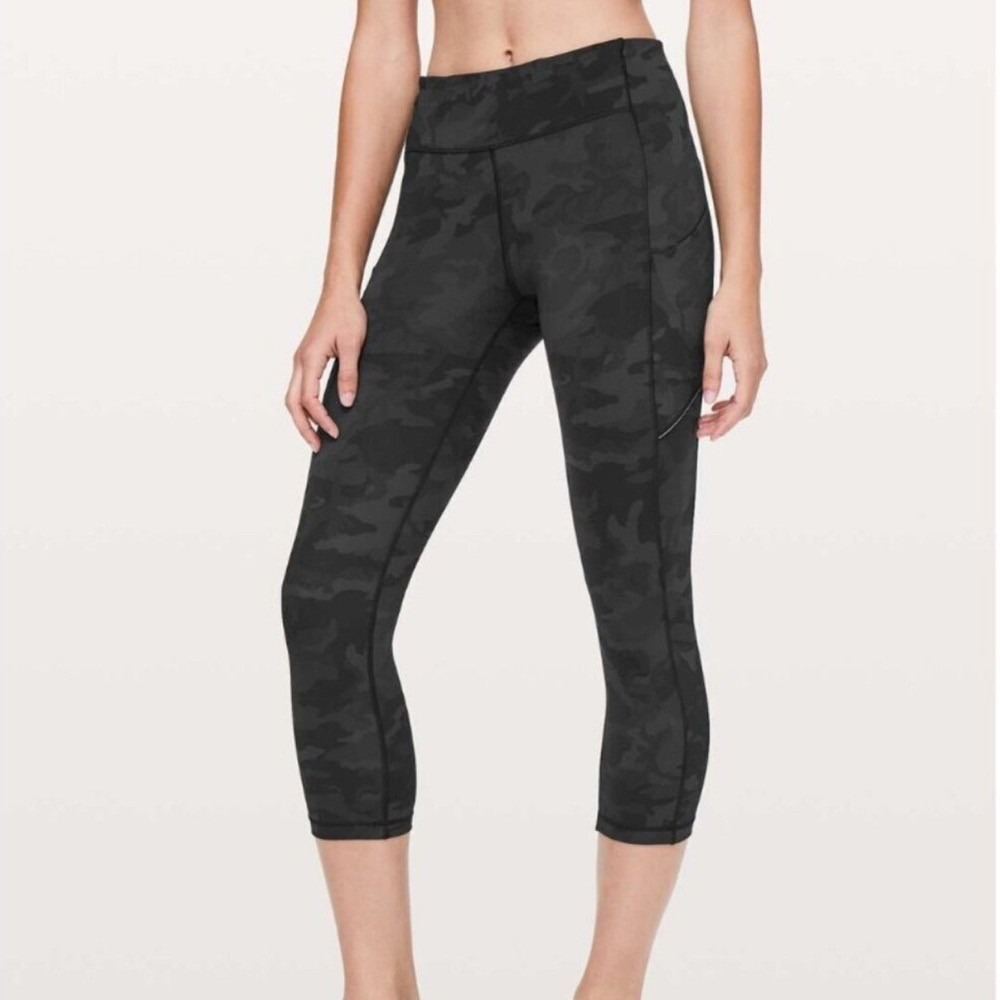 Lululemon Speed Up Crop Leggings 21" Gray Camo Mid Rise Pockets Run Gym SIze 6